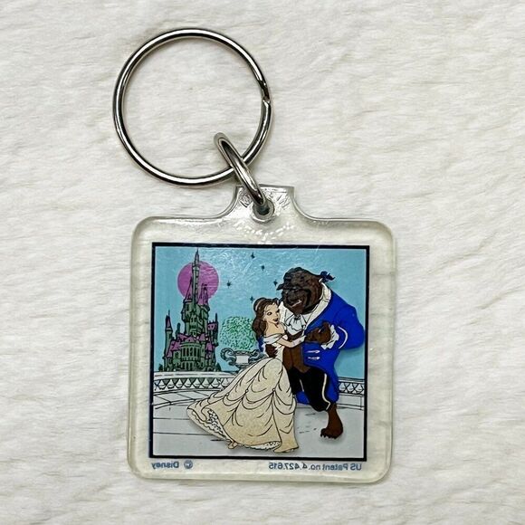 🔮 5/$25 Vintage Disney Beauty‎ And The Beast Keychain - Picture 1 of 5